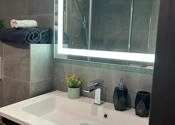 Avalon вулиця стрийська 202а Leópolis