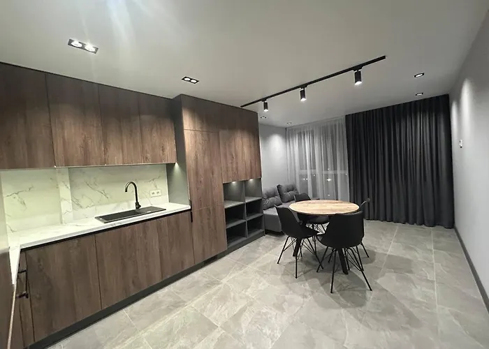 Avalon вулиця стрийська 202а *