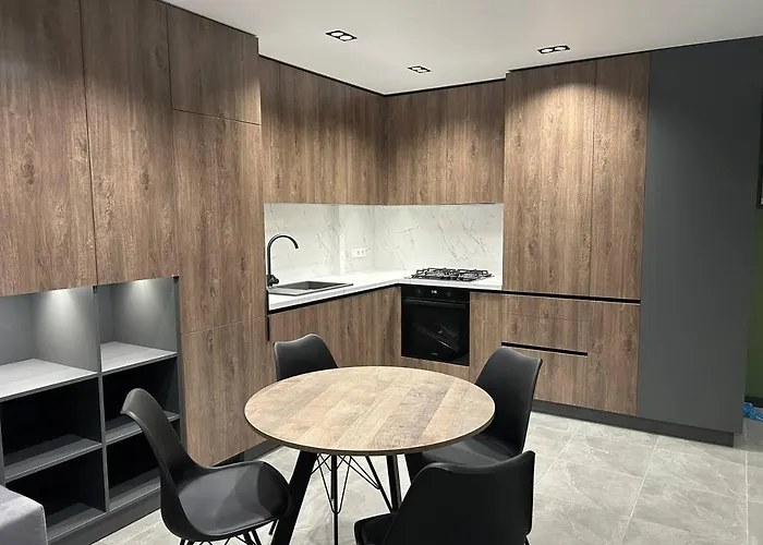 Avalon вулиця стрийська 202а Apartament